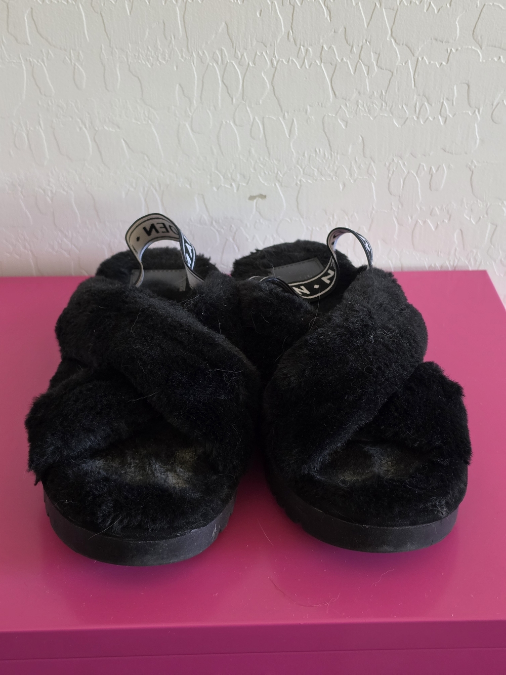 Black Fuzzy Cross-Band Women's Slippers